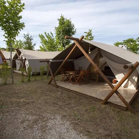 Glamping Agricampeggio Tognoni La Sdriscia Exterior foto